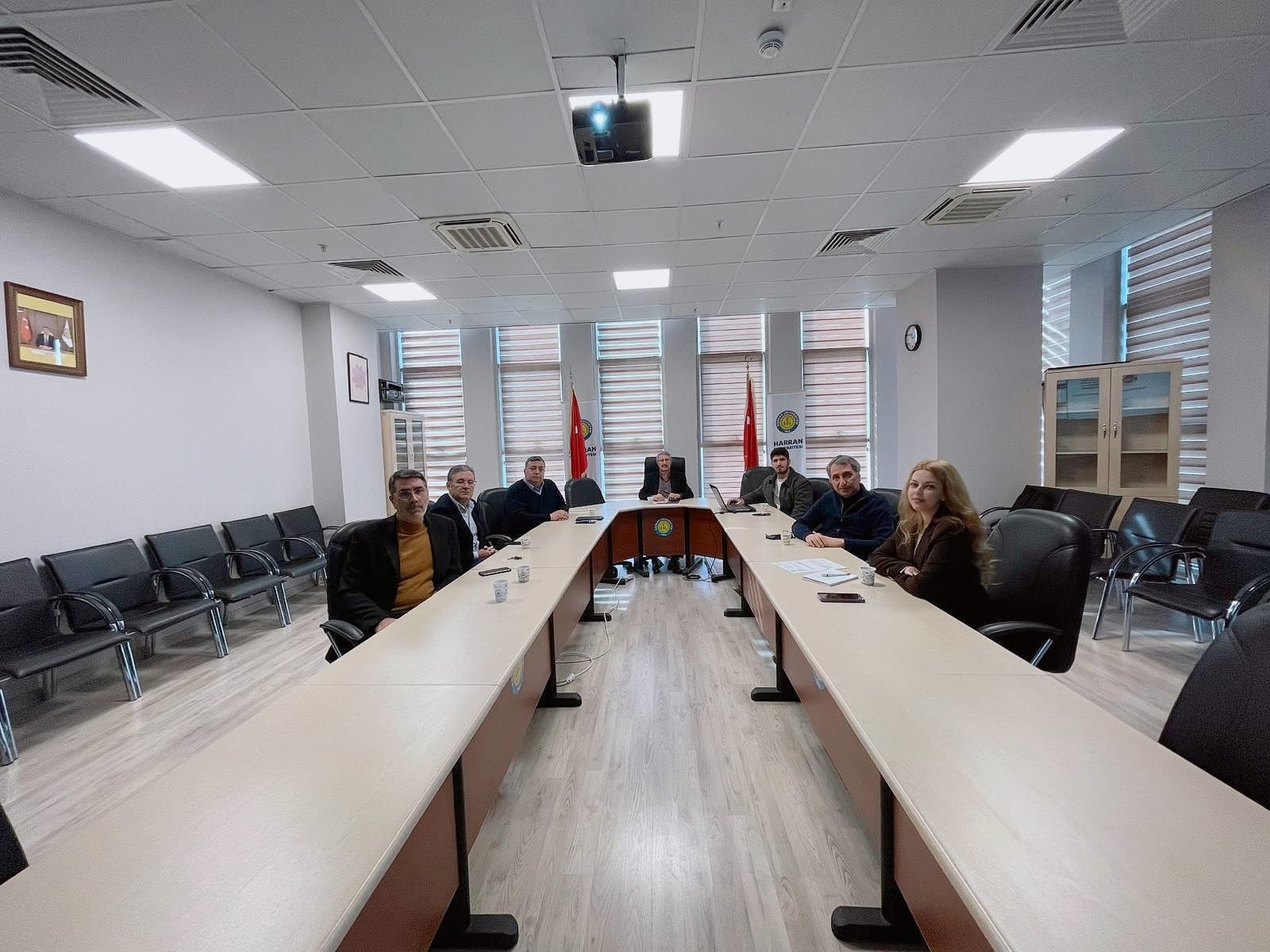 KAMU YÖNETİMİ BÖLÜMÜ AKREDİTASYON SÜREÇ TAKİBİ TOPLANTISI GERÇEKLEŞTİRİLDİ